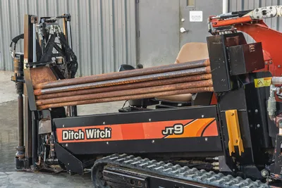 9100-2101: 2016 Ditch Witch JT9