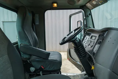 Ditch Witch 9300-712: 2017 Ditch Witch FXT65 - Mud Equipment