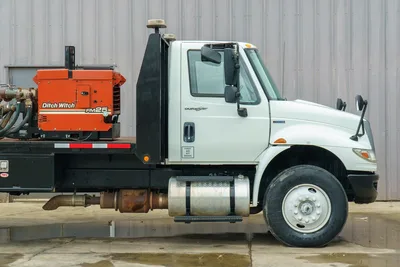 Ditch Witch 2010 International 4400 - Mud Equipment