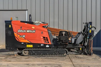 2016 Ditch Witch JT9 horizontal directional drill