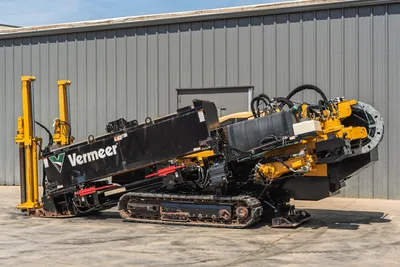 2020 Vermeer D24x40 S3 HDD drill, 3/4 front view, drill frame angled up, rubber tracks, hydraulic hoses, anchor system visible