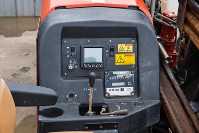 9100-2125: 2015 Ditch Witch JT9