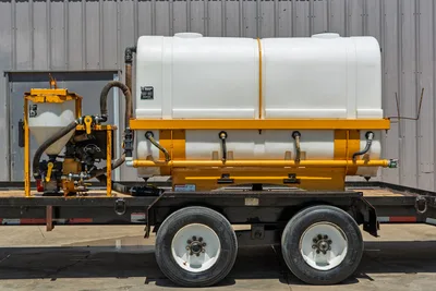 2017 Lucon 12T192FCBW trailer