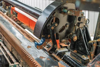 Ditch Witch JT3020 pipe loader assembly, rack and pinion drill stem drive, carriage components, and rotation drive detail.