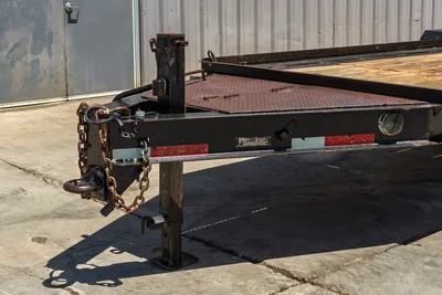 2017 Lucon 12T192FCBW trailer