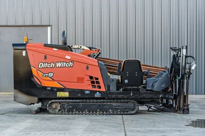 2016 Ditch Witch JT9 horizontal directional drill