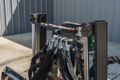 9100-2137: 2017 Ditch Witch JT10