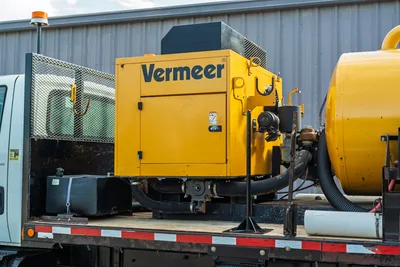 2007 International 4300 Mud Mixing Truck