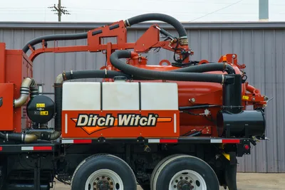 Ditch Witch 9300-712: 2017 Ditch Witch FXT65 - Mud Equipment