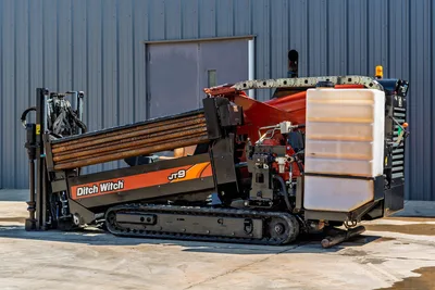 2016 Ditch Witch JT9 horizontal directional drill