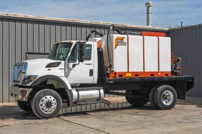2011 International WorkStar 7500 4WD Mud Mixing Truck