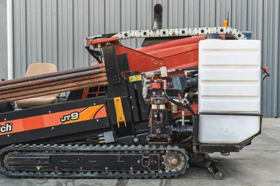 9100-2101: 2016 Ditch Witch JT9