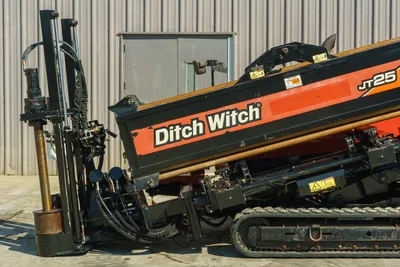 2017 Ditch Witch JT25