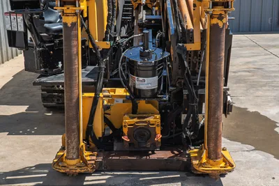 2020 Vermeer D24x40 S3 front-end close-up showing vise assembly, anchor legs, rotary drive, and hydraulic lines