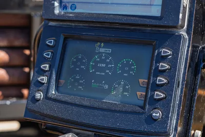 Vermeer D40x55 S3 operator control panel display showing 2,679 hours, RPM, PSI, VDC, fuel, and temperature gauges