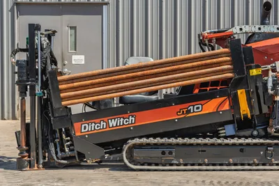 9100-2137: 2017 Ditch Witch JT10