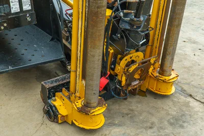 9100-2041: 2016 Vermeer 23x30 S3