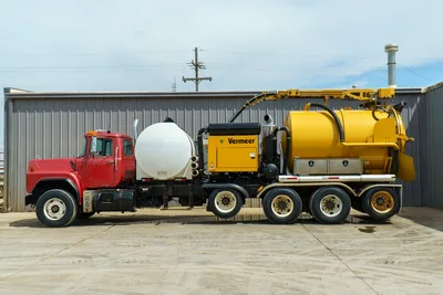 Vermeer 2014 VERMEER VSK2200XTDV - Mud Equipment