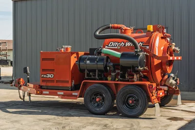 9300-828: 2014 Ditch Witch FX30